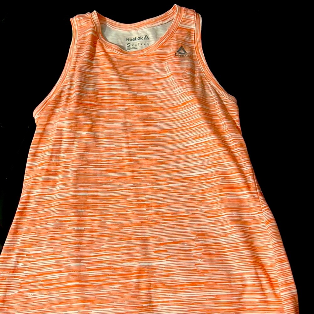 Small Reebok tank never worn